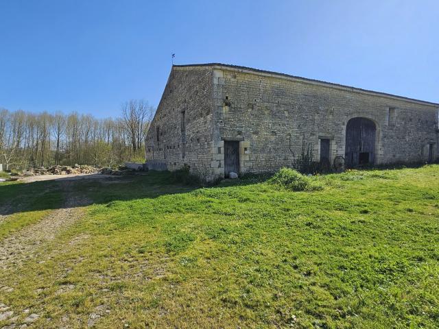 Maison 4 pièces 430 m²
