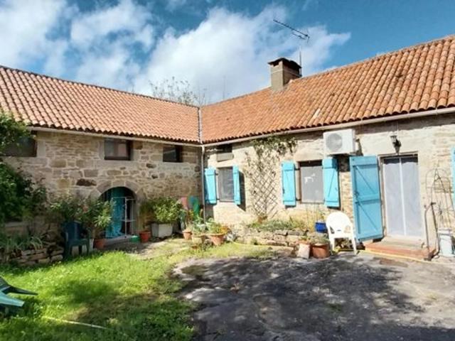 MAISON DE CARACTERE