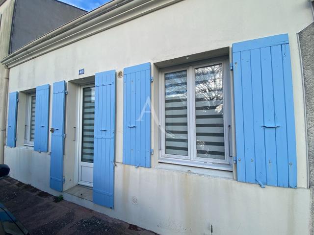 Maison 4 pièces, 55 m² à louer à Rochefort 17300