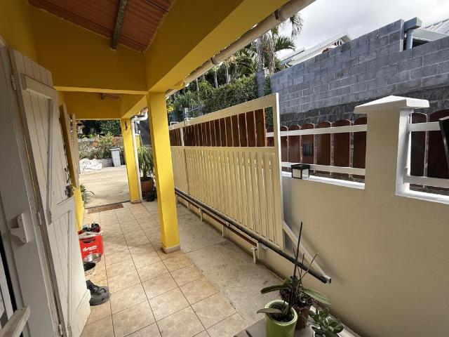 Maison 4 pièces, 67 m² à louer à Saint Denis 97417