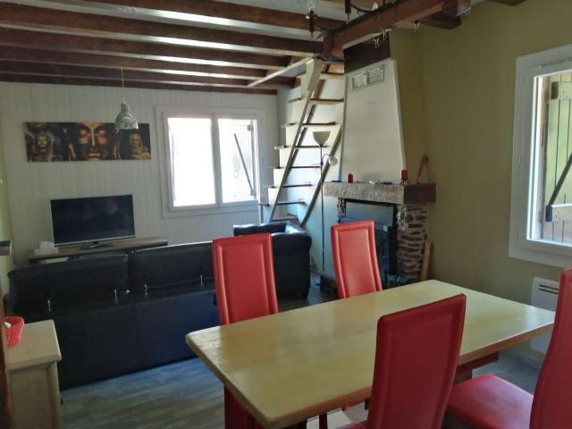 Maison 4 pièces, 70 m² à louer à Sorgeat 09110