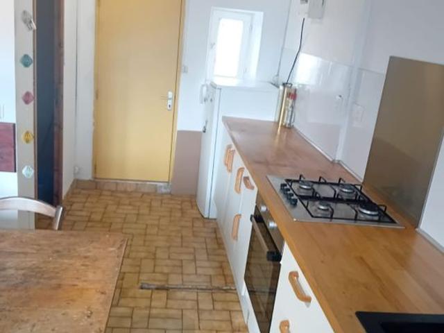 Maison 4 pièces, 70 m² à louer à Pouldreuzic 29710