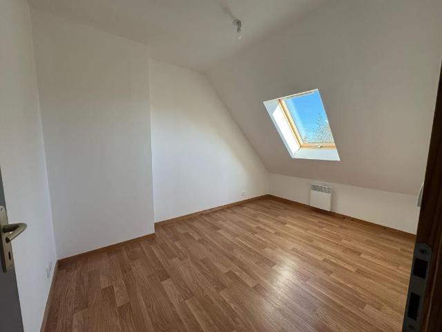 Maison 4 pièces, 71 m² à louer à Issé 44520