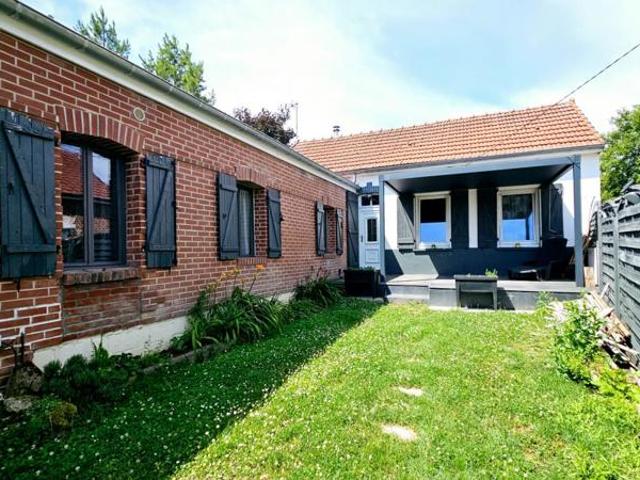 Maison 4 pièces / 74 m² / 105 000 EUR / SUZANNE
