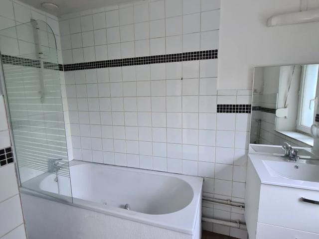 Maison 4 pièces, 74 m² à louer à Fourmies 59610