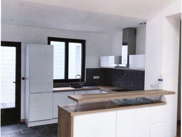 Maison 4 pièces, 75 m² à louer à Béthune 62400