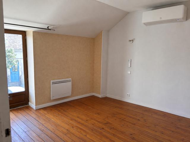 Maison 4 pièces, 75 m² à louer à Saint Gaultier 36800