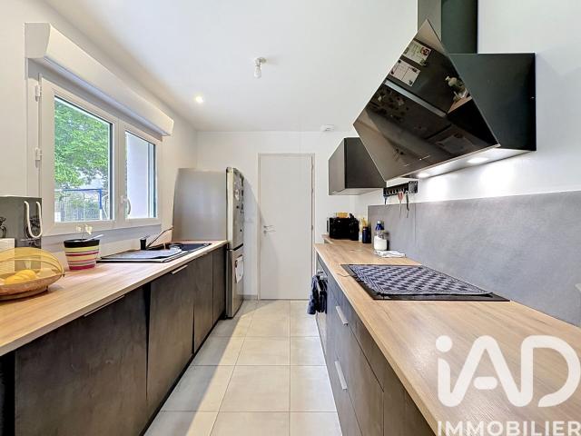 Maison 4 pièces, 77 m² à louer à Kervignac 56700