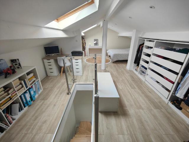 Maison 4 pièces, 78 m² à louer à Toulon 83200