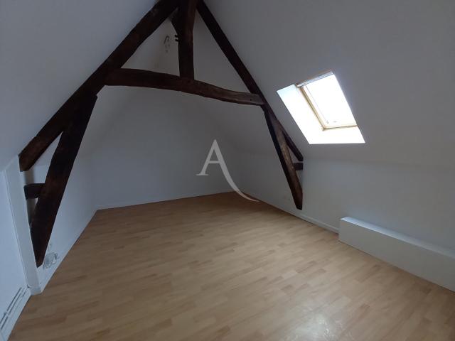 Maison 4 pièces, 79 m² à louer à Étrépagny 27150