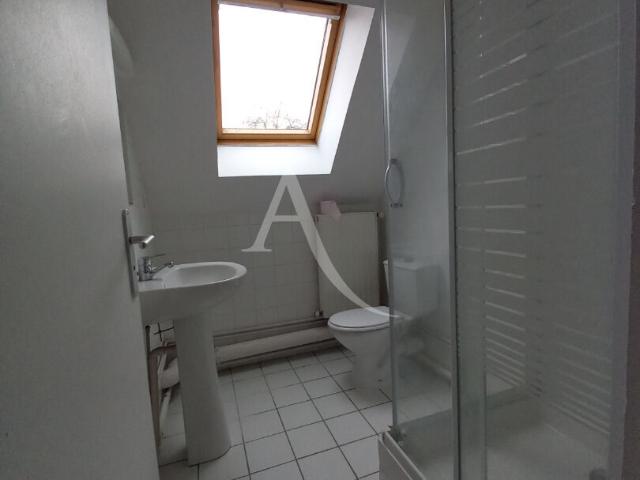 Maison 4 pièces, 79 m² à louer à Étrépagny 27150