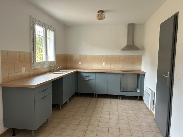Maison 4 pièces, 75 m² à louer à Dax 40100