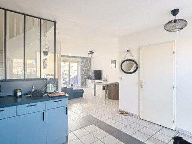 Maison 4 pièces, 80 m² à louer à Eysines 33320