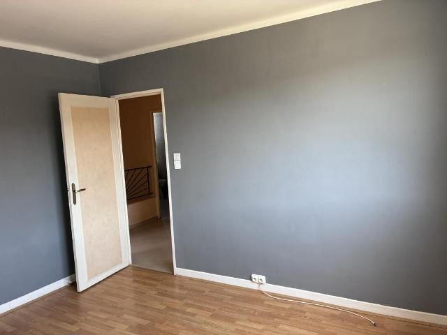 Maison 4 pièces, 80 m² à louer à Onet le Château 12850