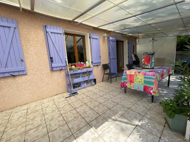 Maison 4 pièces, 80 m² à louer à La Fare les Oliviers 13580