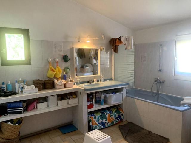 Maison 4 pièces, 80 m² à louer à Martigues 13500