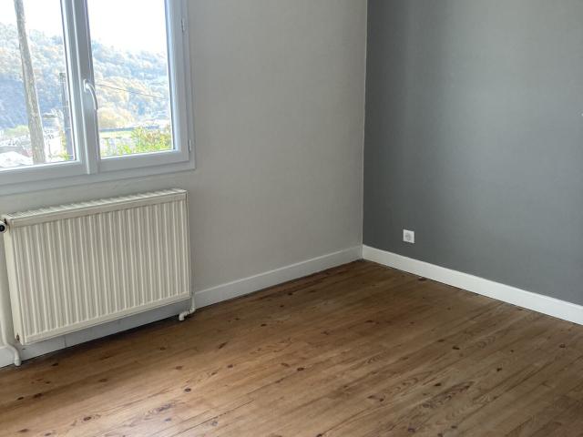 Maison 4 pièces, 80 m² à louer à Tulle 19000