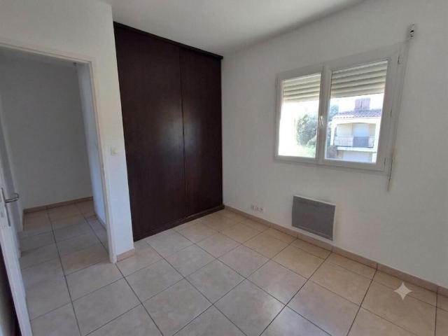 Maison 4 pièces, 81 m² à louer à Générac 30510