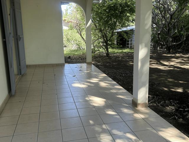 Maison 4 pièces, 81 m² à louer à Saint Pierre 97432