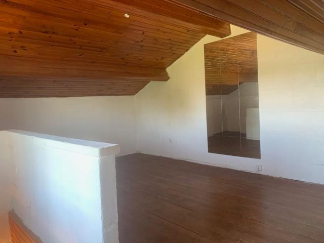 Maison 4 pièces, 82 m² à louer à Arles 13104