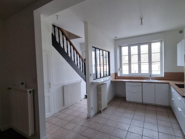 Maison 4 pièces, 83 m² à louer à Compiègne 60200