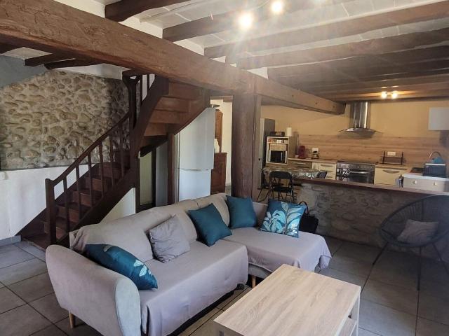 Maison 4 pièces, 83 m² à louer à Crampagna 09120