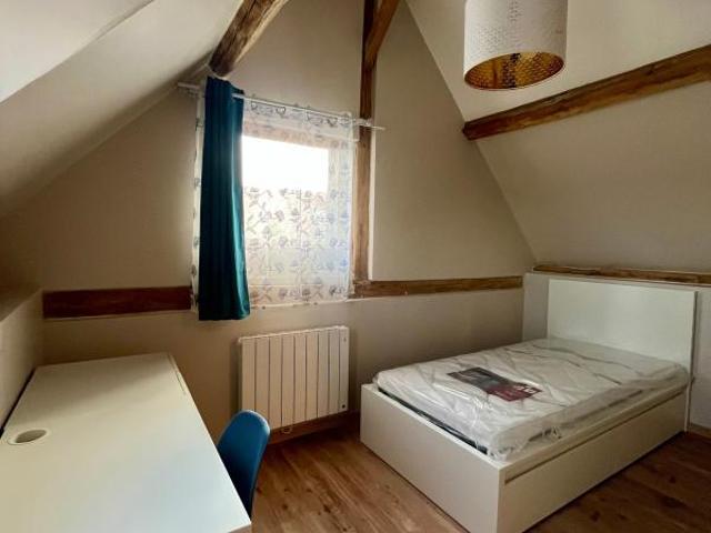 Maison 4 pièces, 83 m² à louer à Berville sur Mer 27210