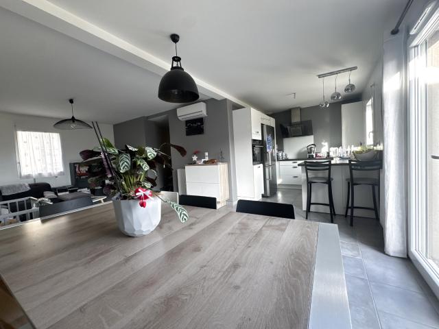 Maison 4 pièces 84 m²