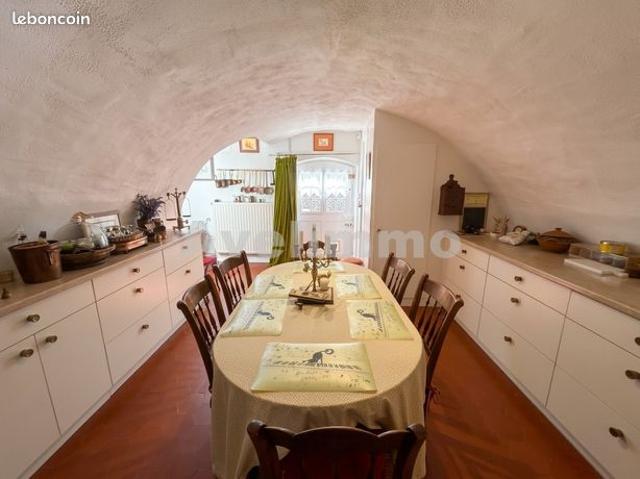 Propriété 4 pièces 84 m²
