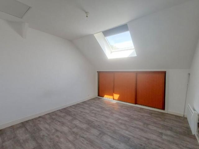 Maison 4 pièces, 84 m² à louer à Lorris 45260