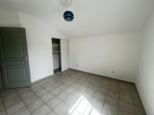 Maison 4 pièces, 84 m² à louer à Villevocance 07690