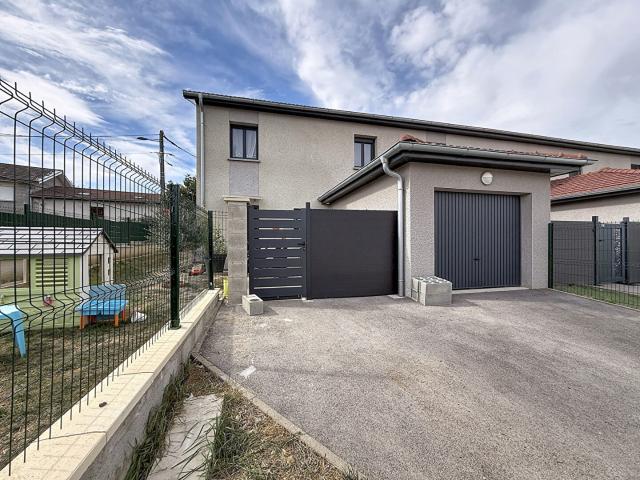 Maison 4 pièces 85 m²