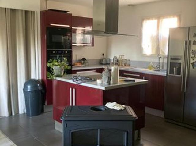 Maison 4 pièces, 85 m² à louer à Avignon 84000