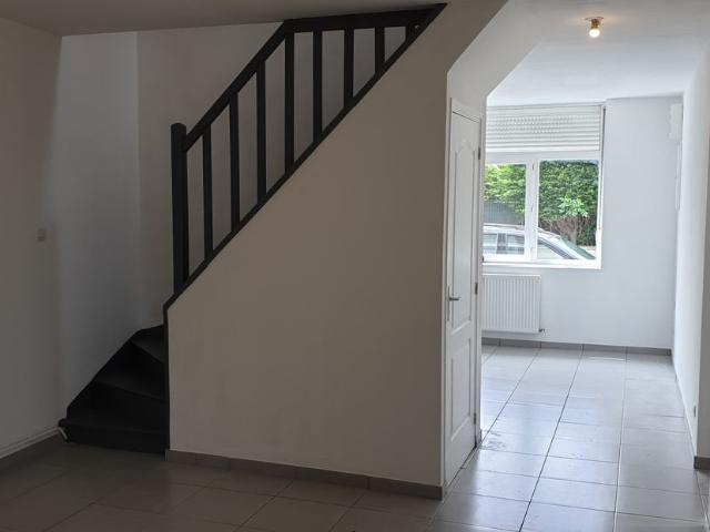 Maison 4 pièces, 85 m² à louer à Neuville sur Escaut 59293
