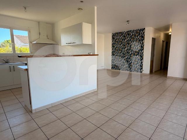 Maison 4 pièces, 85 m² à louer à Saint Paul et Valmalle 34570