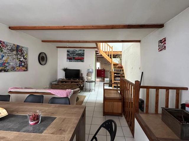 Maison 4 pièces, 85 m² à louer à Tournon sur Rhône 07300