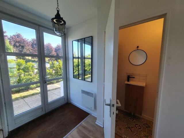 Maison 4 pièces, 85 m² à louer à Voisins le Bretonneux 78960