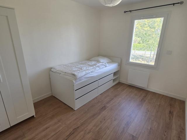 Maison 4 pièces, 86 m² à louer à Réaux sur Trèfle 17500