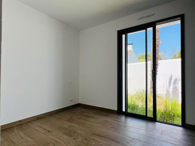 Maison 4 pièces, 87 m² à louer à Sainte Marie de Ré 17740