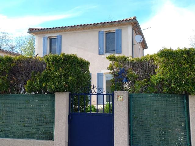 Maison 4 pièces, 87 m² à louer à Vaison la Romaine 84110