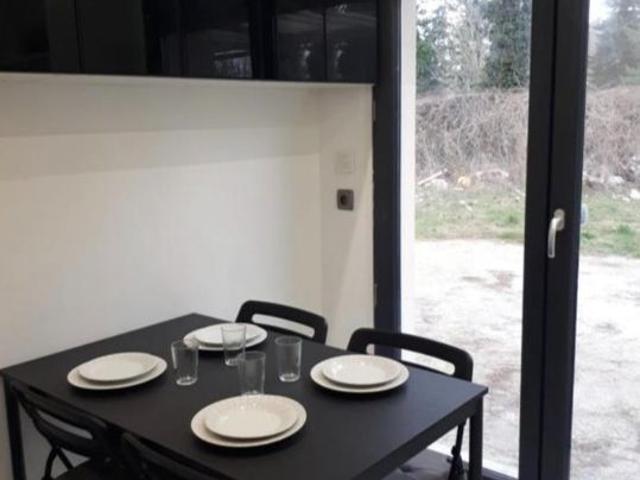 Maison 4 pièces, 88 m² à louer à Savigny le Temple 77176