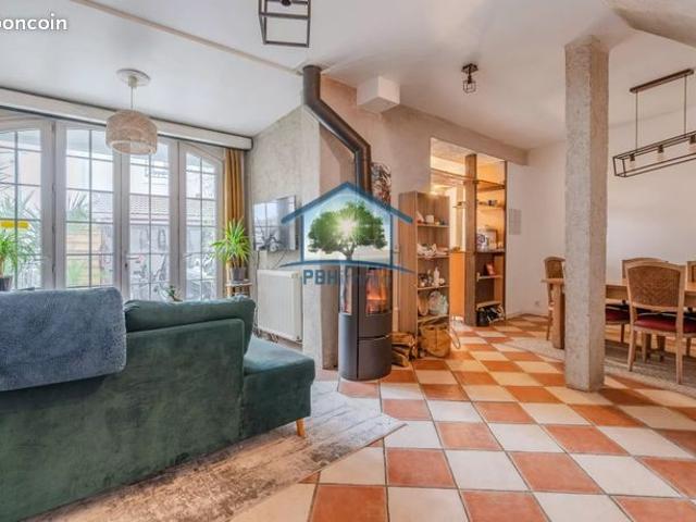 Maison 4 pièces 89 m²