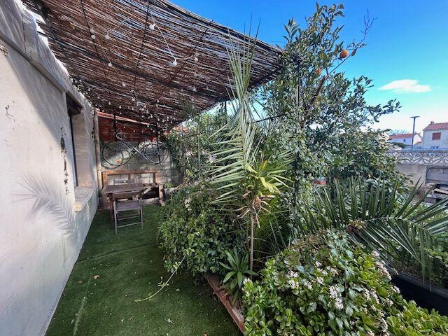 Maison 4 pièces, 89 m² à louer à Saint Estève 66240