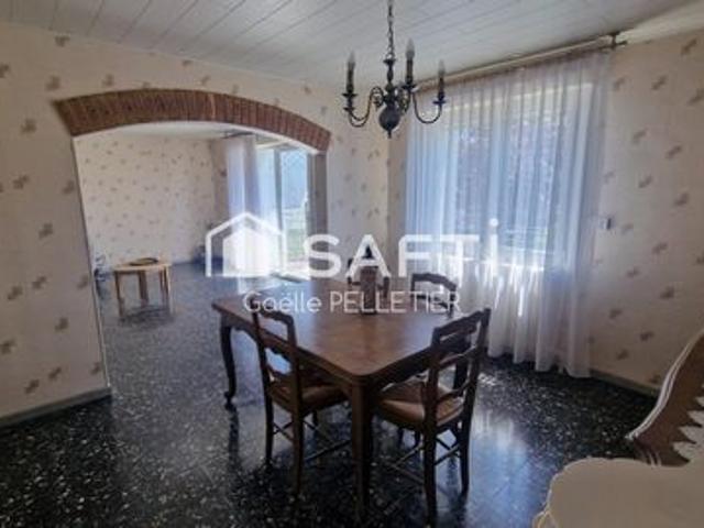 Maison 4 pièces 90 m2 terrain 762 m2 Saône