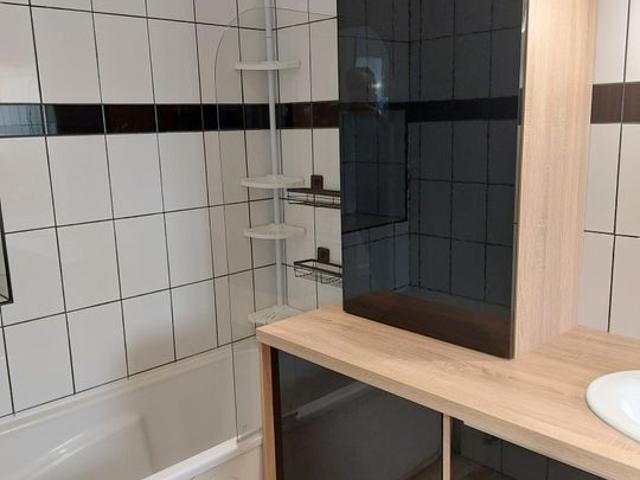 Maison 4 pièces, 90 m² à louer à Condé en Normandie 14110
