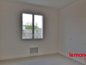 Maison 4 pièces, 90 m² à louer à Bègles 33130