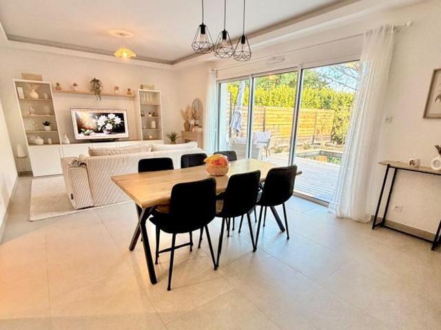 Maison 4 pièces, 90 m² à louer à Lorgues 83510