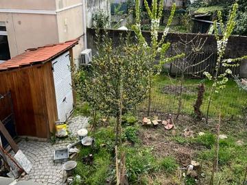 Maison 4 pièces, 90 m² à louer à Lyon 8 69008