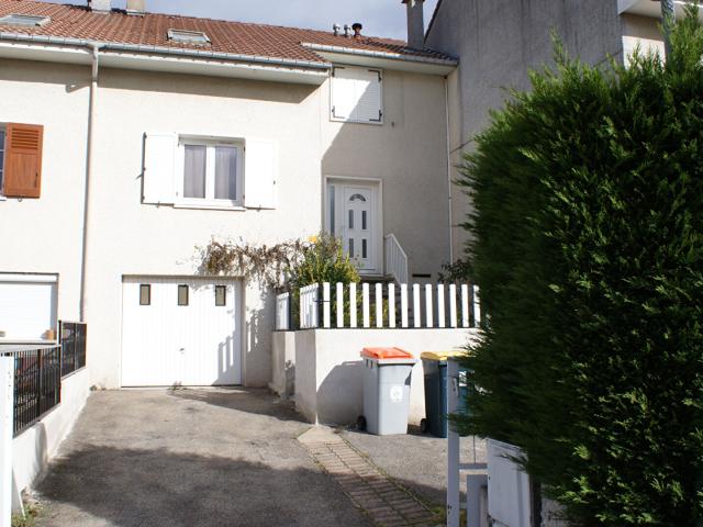 Maison 4 pièces, 90 m² à louer à Saint Étienne 42230