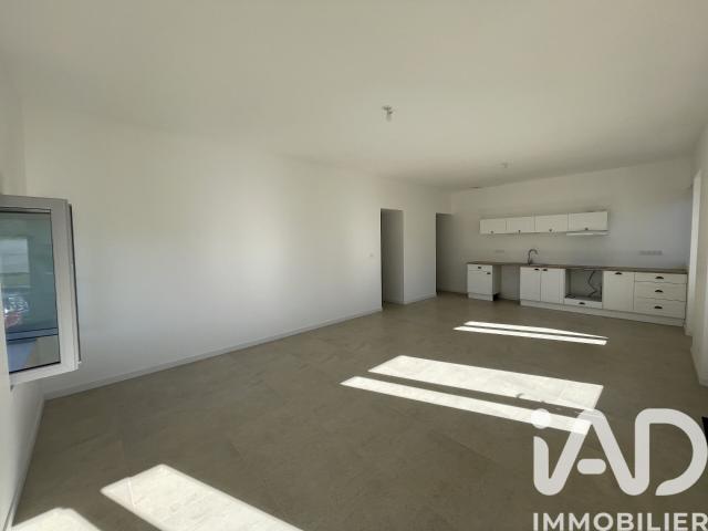 Maison 4 pièces, 90 m² à louer à Saint Lager Bressac 07210